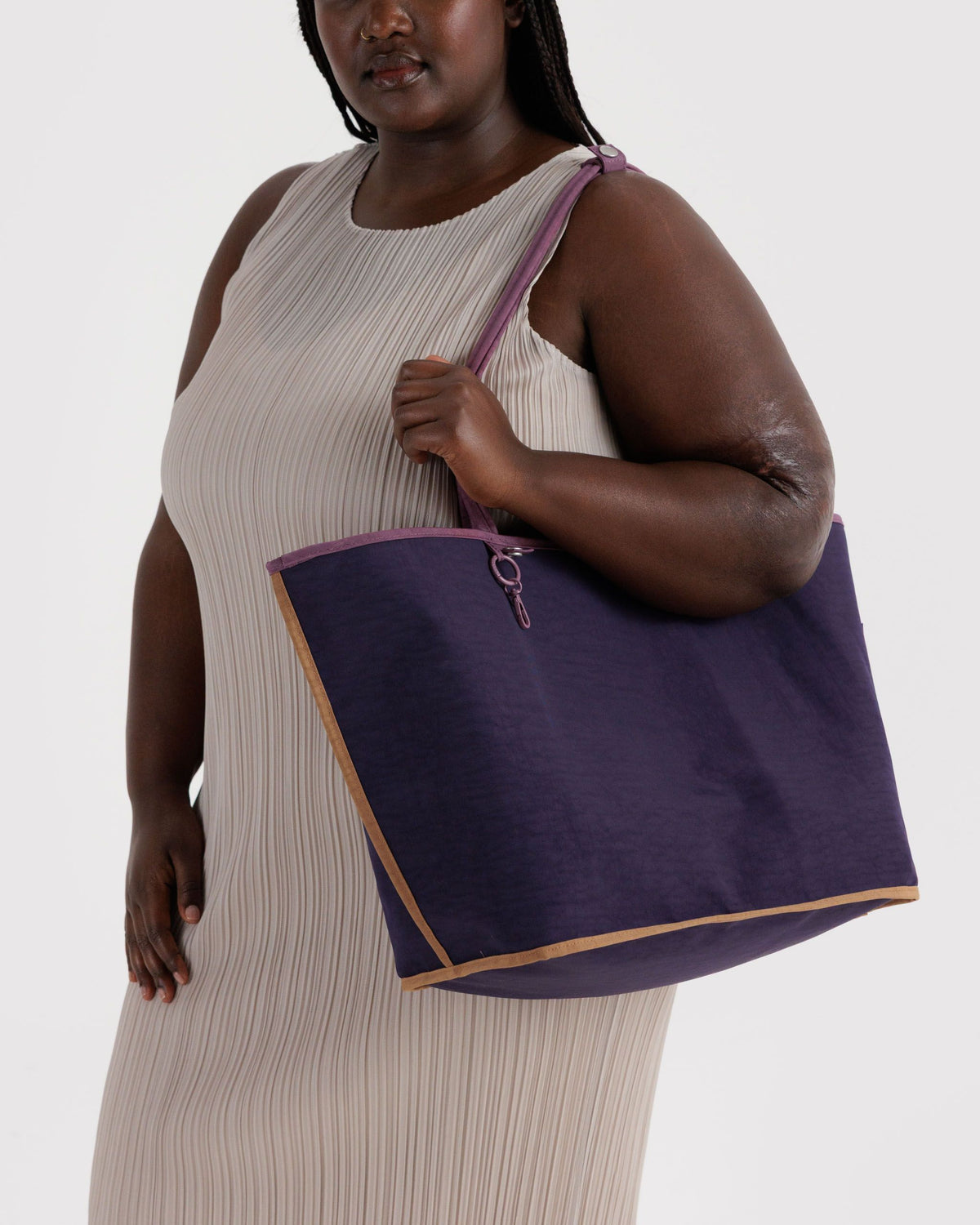 LARGE NYLON REVERSIBLE TOTE - US 6378
